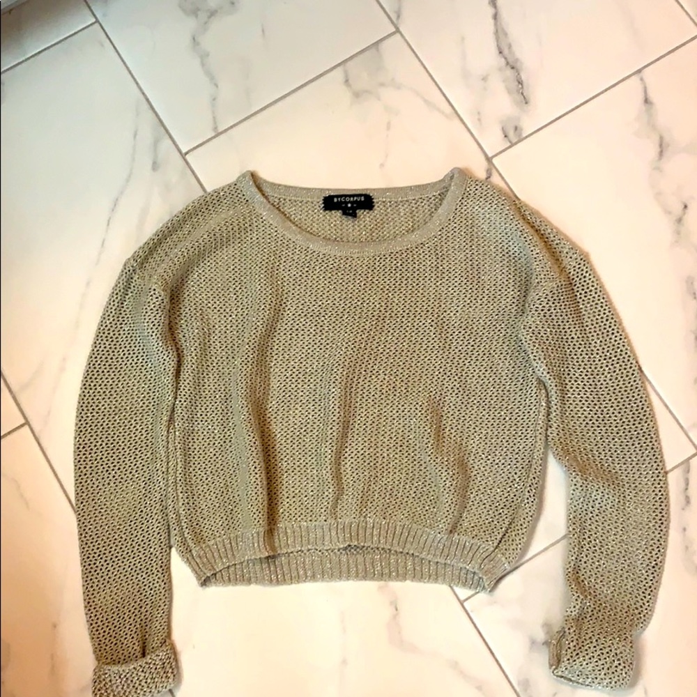 Cute cropped winter sweater